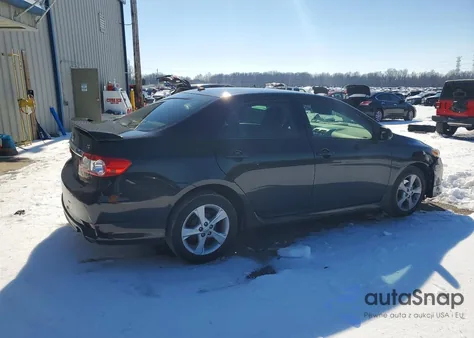 2011 Toyota Corolla Base z USA, uszkodzony, nr VIN 2T1BU4EE4BC618455